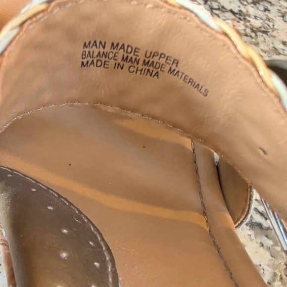 BOC Born Jonna Sunbronze Metallic Cork Wedge Sandals Size 9M Silver And Gold - Picture 8 of 9